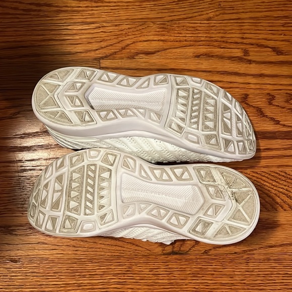 APL Techloom Wave - Women’s Sneaker - Picture 6 of 6